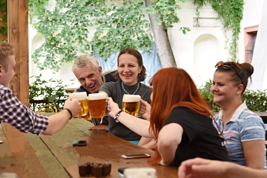 Prague: 3-Hour Beer Tour and Traditional Czech Dinner - Meeting by Charles Bridge, then getting your bearings fast