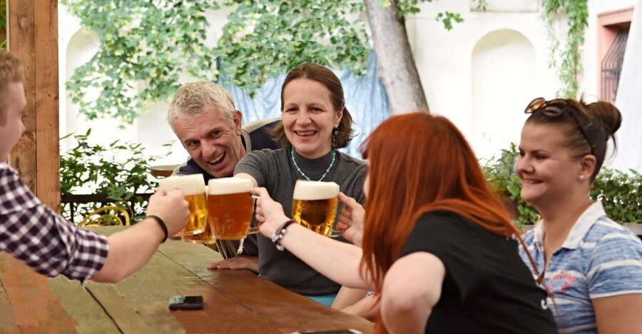 Prague: 3-Hour Beer Tour and Traditional Czech Dinner - Walking stories in the historical center, with guides who can turn chatter into context