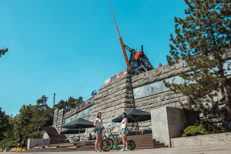 Prague: 3-Hour E-Scooter Tour in German - The Prague Castle Complex and Loreta, With Pilgrim-Level Atmosphere