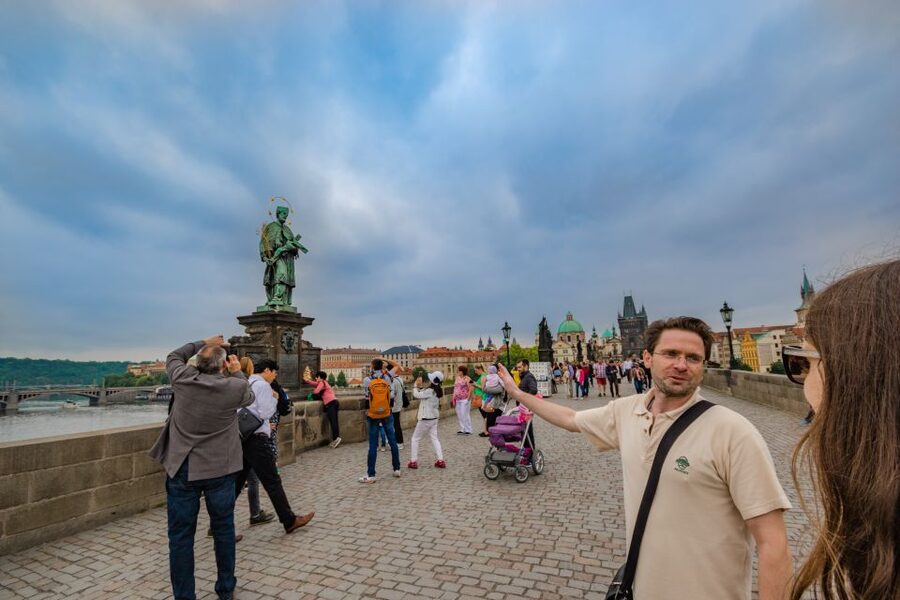 Prague: 3-Hour Walking Tour of Old Town & Prague Castle - Tram up to Prague Castle: a smart 15-minute shortcut