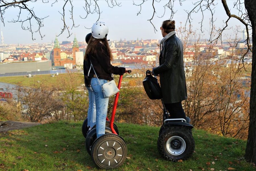 Prague: 4-Hour Segway and Scooter Tour with Lunch and Drinks - Why Prague is perfect for an electric mashup of Segway and eScooter