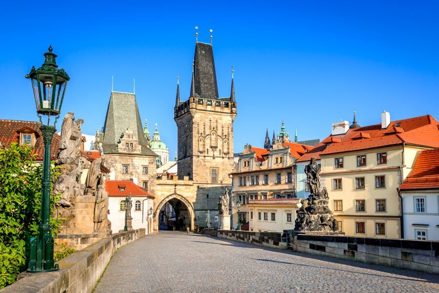 Prague: 4-Hour Segway and Scooter Tour with Lunch and Drinks - Old Town Square and the Jewish Quarter: big sights with a purpose