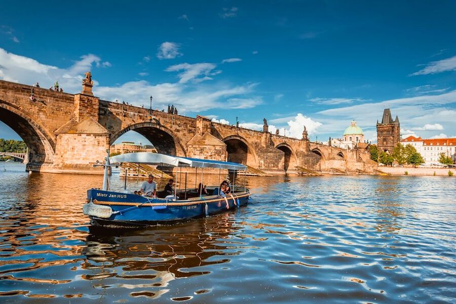 Prague: 45-Minute Sightseeing Cruise to Devil's Channel - Price and value: does $25 buy enough in 45 minutes?