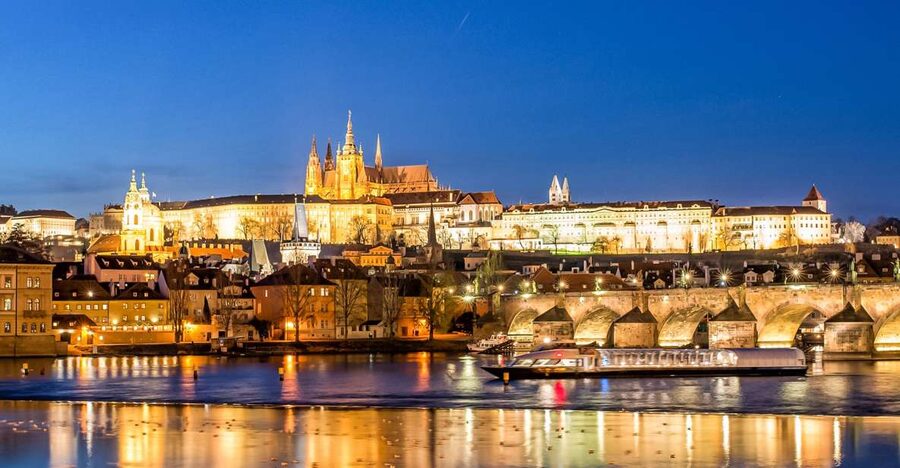 Prague: 50-Minute Sightseeing Evening Cruise - Key things I’d note before you go