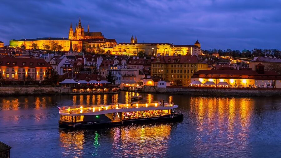 Prague: 50-Minute Sightseeing Evening Cruise - Open Deck or Indoor Seating: Choose Based on Cold, Not Just Preference