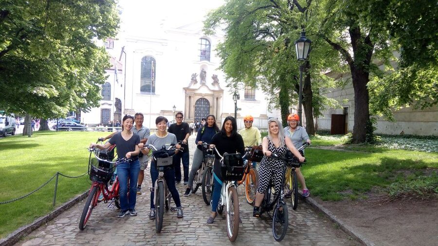 Prague: 7 Best Viewpoints of Prague E-Bike Tour - Petrin Hill: your 45-minute “okay, now I get Prague” start