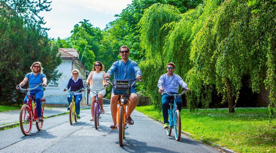 Prague: 7 Best Viewpoints of Prague E-Bike Tour - Jewish Quarter, Lennon Wall, and Kampa Island along the way