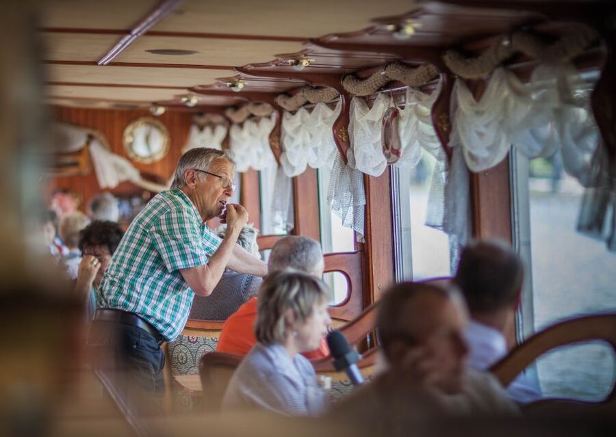 Prague: Afternoon Beer Cruise with Drinks Included - Weather and timing: when the ride feels best