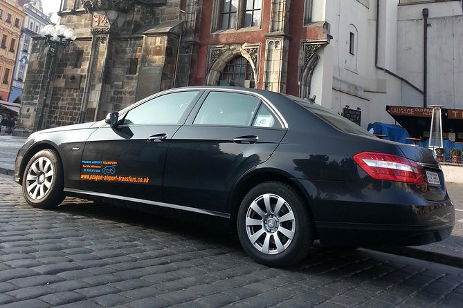 Prague Airport Private Departure Transfer - English-Speaking Drivers When Timing Matters