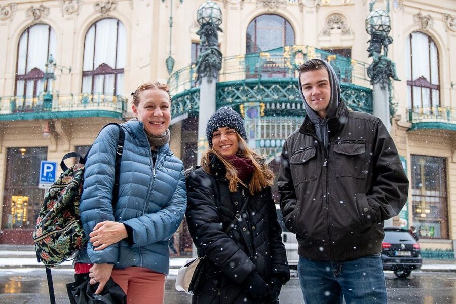 Prague Art Nouveau and Cubism Walking Tour - What the guide does with 3 hours, and why pace can be good
