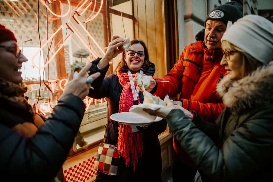 Prague: Award-Winning Old Town Food Tour with Four Drinks - Beer, street bites, and restaurant stops that feel like locals eat