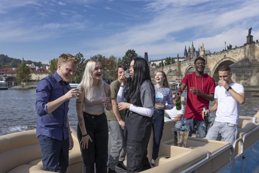 Prague: Beer Boat Tour - Music, the English guide, and the captain’s on-board style