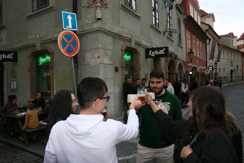 Prague Beer History: Highlights Tour with Tasting - Stop 3: A short walk that keeps you connected to the route (10 minutes)