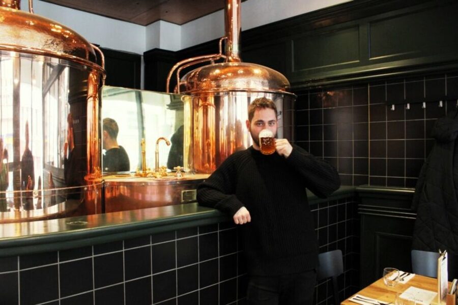Prague: Beer Tasting and Brewery Tour - From Ječná to your first beer stop, plus classic photo breaks