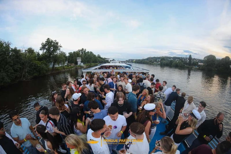 Prague : Boat Party with Afterparty at EPIC - Epic Club entry: why this afterparty is the real value