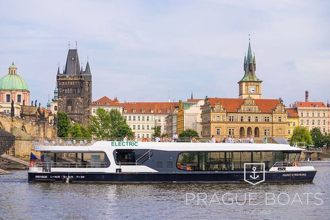 PRAGUE BOATS: 50-Minute Sightseeing Cruise - Prague Castle View, Kampa Island, and the Turn That Makes It Feel Cinematic