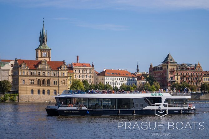 PRAGUE BOATS: 50-Minute Sightseeing Cruise - Drinks, Snacks, and the Small Choices That Upgrade Your Seat