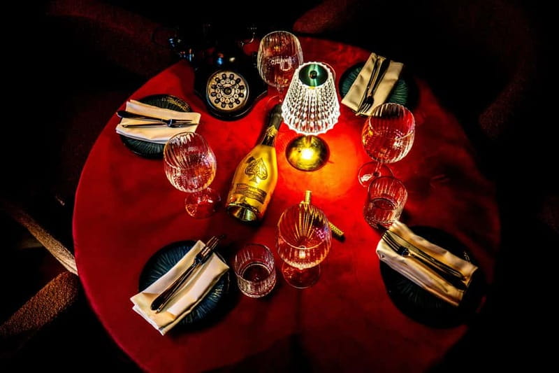 Prague: Cabaret Show at Medusa - Nightlife Prague - Food, Drinks, and the Bar Budget You Should Plan