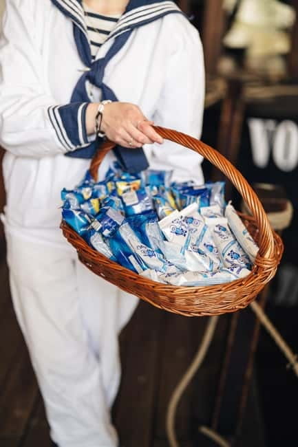 Prague: Canal Cruise Around Charles Bridge - Free drinks and snacks: why they feel like part of the tour