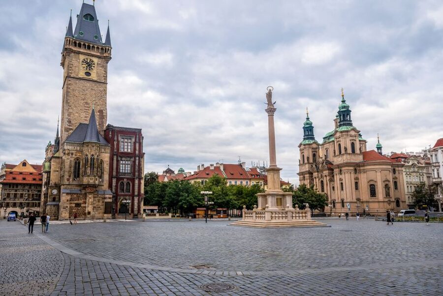 Prague Castle: Admission Ticket With Transfer And Audioguide - Key things to know before you go