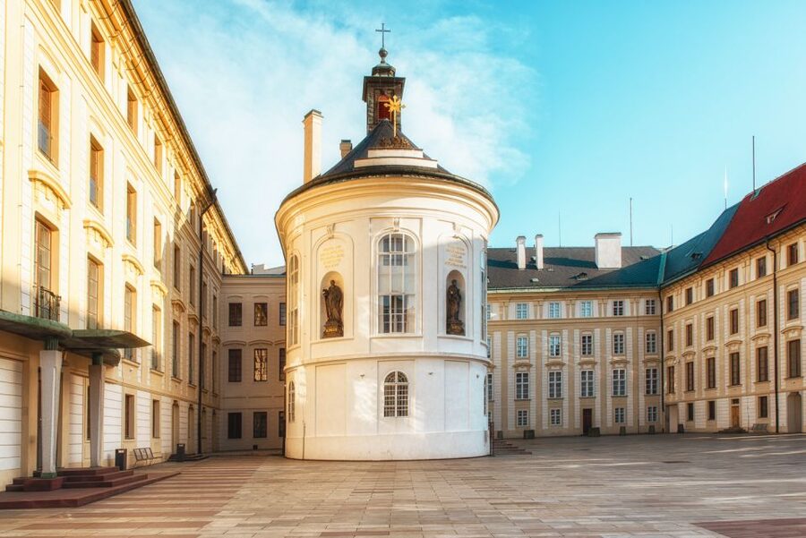Prague Castle & Castle District: 2-Hour Guided Tour - Key points before you go