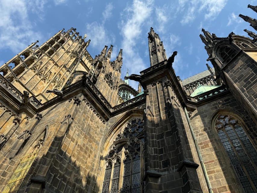 Prague Castle Interiors & Changing of the Guard-Small group - Key points to know before you go