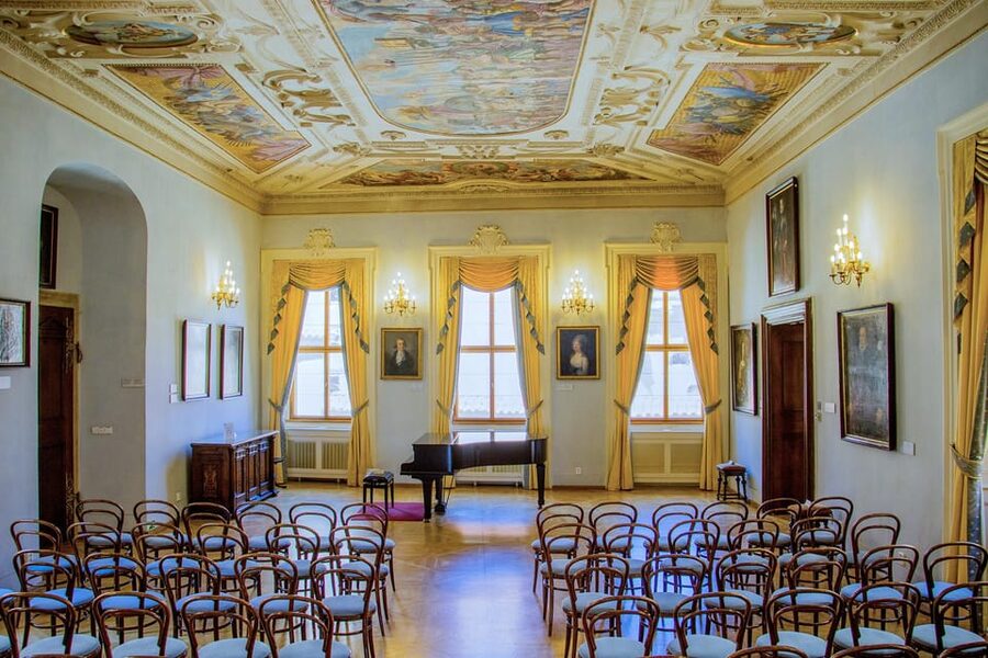 Prague Castle: Midday Classical Concert at Lobkowicz Palace - A midday concert inside Prague Castle, without the full day commitment