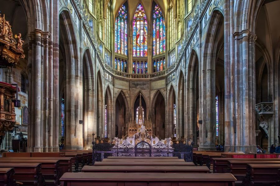 Prague Castle: Royal Palace, Cathedral, and Golden Lane Tour - Old Royal Palace to St. George’s Basilica: Faith and Power in One Route