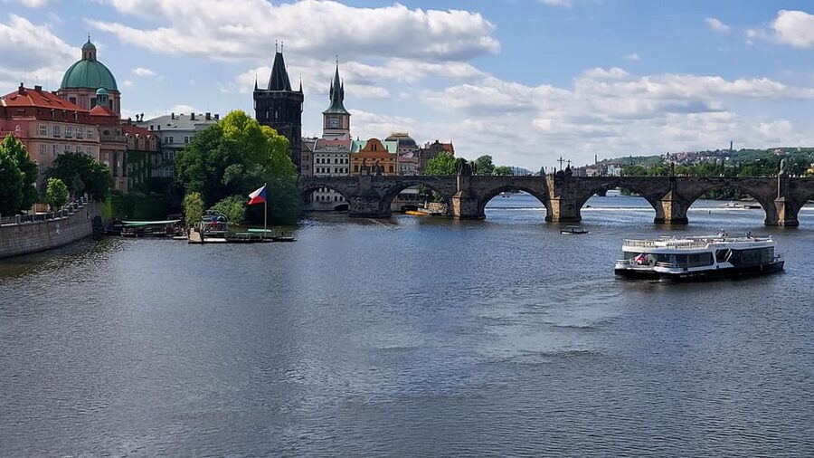 Prague Castle tour - Price of about $56 per person: how the value stacks up