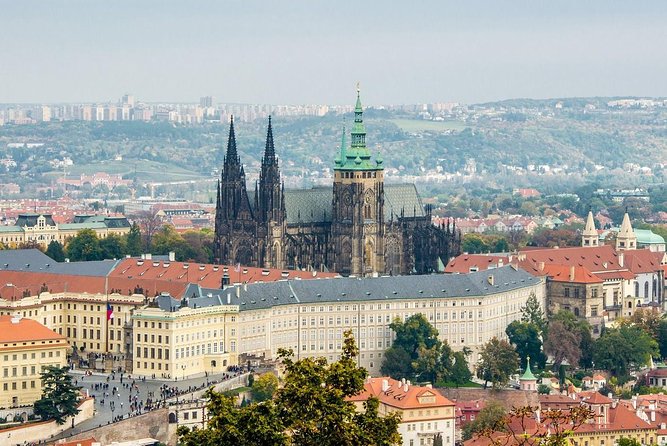 Prague Castle Walking Tour - Getting there: meeting at Náměstí Republiky and the coach ride up