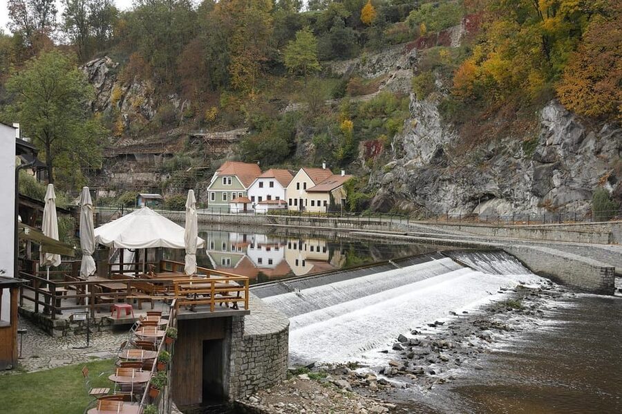 Prague: Cesky Krumlov Private Day Tour - Prague Pickup to Cesky Krumlov Arrival: Comfort and Control From the Start