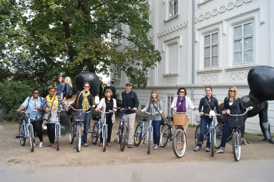 Prague City Bike guided tour - Getting started at Králodvorská: what you’ll do first
