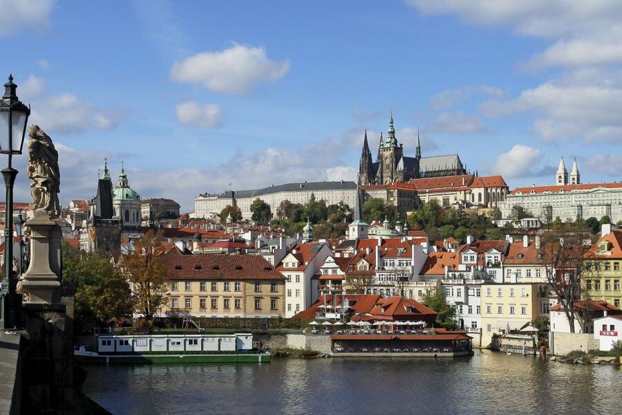 Prague: City Highlights Private Walking Tour - A 3.5-Hour Prague Route That Helps You Navigate Faster