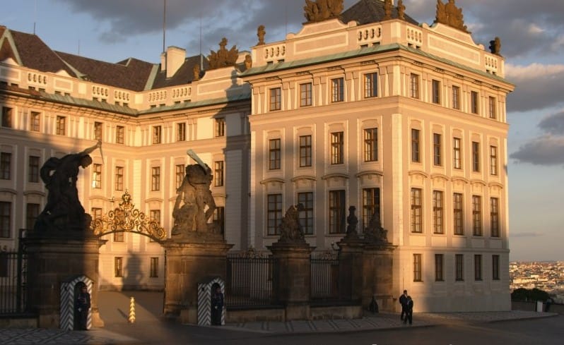 Prague City Pass 30-Day Ticket - The Gray Line guided bus tour: a fast orientation route to Prague Castle
