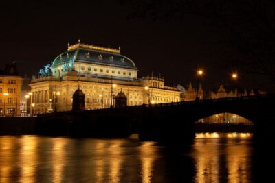 City Tour and Dinner Cruise with Hotel Pickup