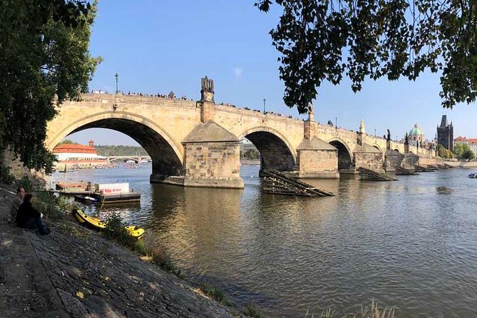 Prague: Classic City Bike Tour (small groups) - Kampa Park break, where the ride turns human