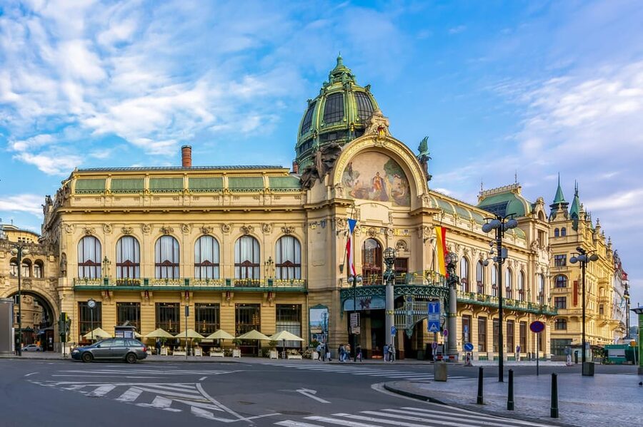 Prague: Classical Concerts at Smetana Hall, Municipal House - Who this experience suits best, and who should think twice