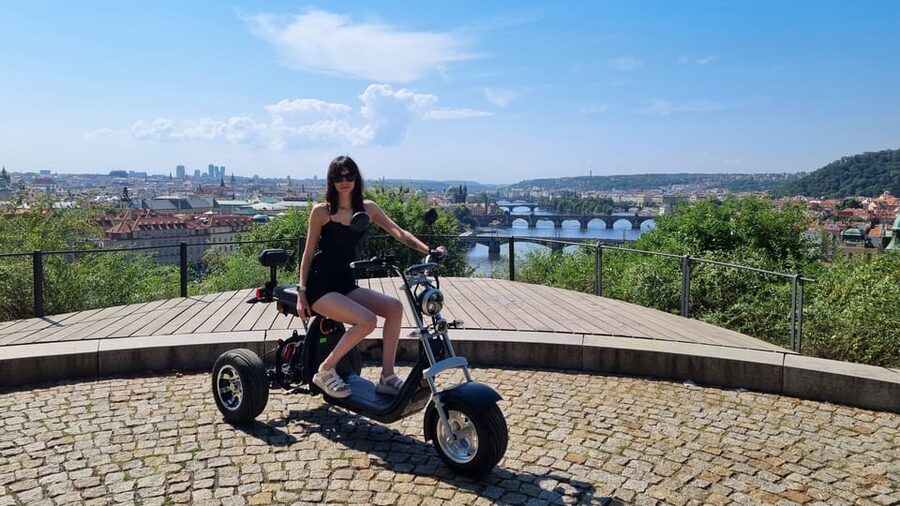 Prague: Electric Trike Viewpoints Tour - A license-free way to ride Prague at 24 km/h
