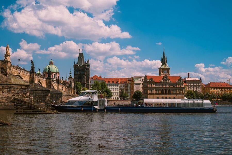 Prague: Evening Vltava River Eco Cruise with Prosecco - Prosecco, Snacking, and the Staff That Keep the Mood Light