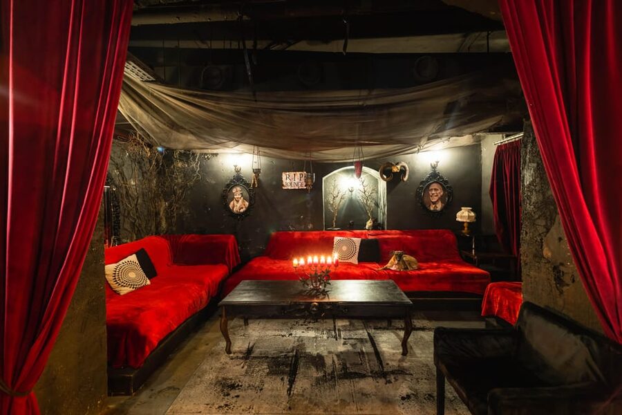 Prague Fear House: Best Haunting Experience in Prague - Making the fear feel worth it: simple mindset tips