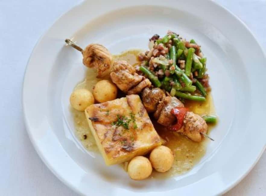 Prague: Folk Dancing Dinner Experience - Price and value: is $125 per person fair?