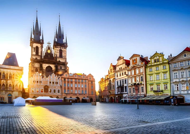 Prague: Full-Day Guided Tour of Prague in a Small-Group - Charles Bridge statues to Kampa Island: John Lennon Wall as the playful break
