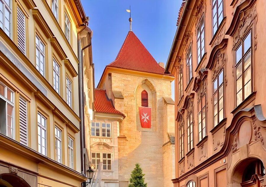 Prague: Full-Day Private Tour of Prague - 5 hours - Who this tour suits best, and who might want a different style