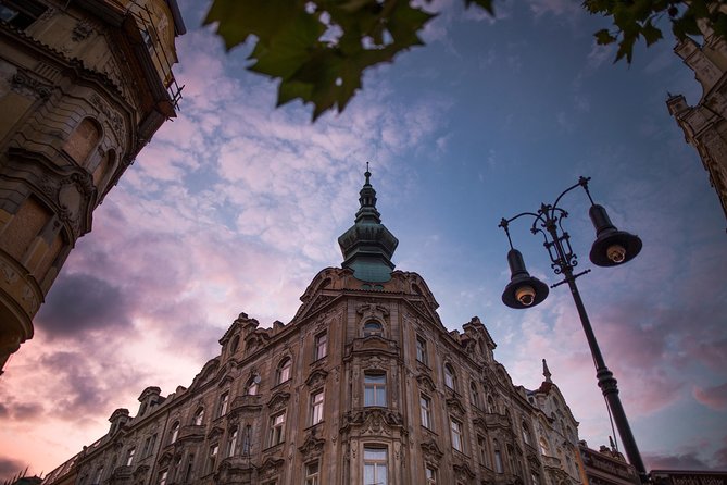 Prague Ghost and Legend of Old Town Walking Tour - Kostel svatého Šimona a Judy: where surgery without anesthetics becomes part of the lore