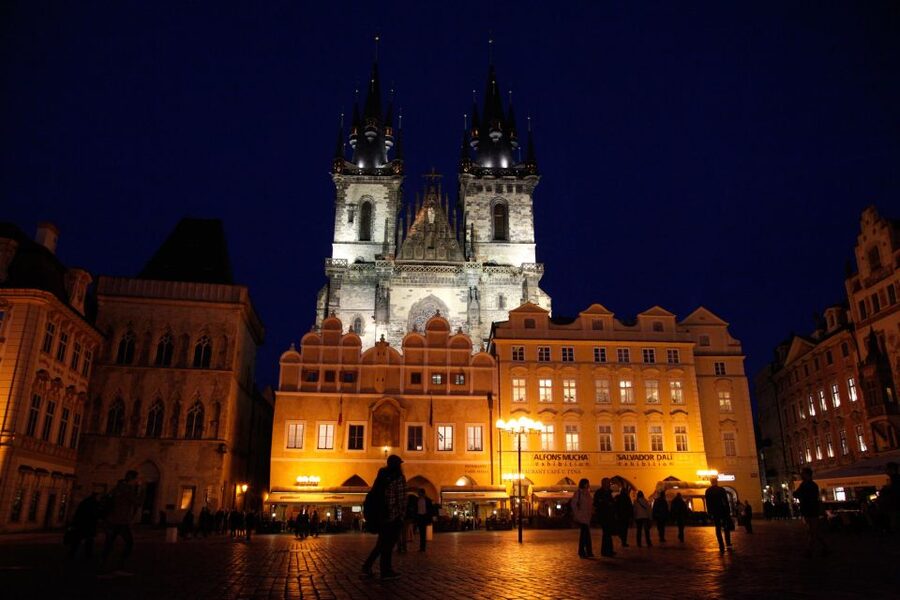Prague: Ghosts and Legends of the Old Town Evening Tour - Key points that make this tour worth your time
