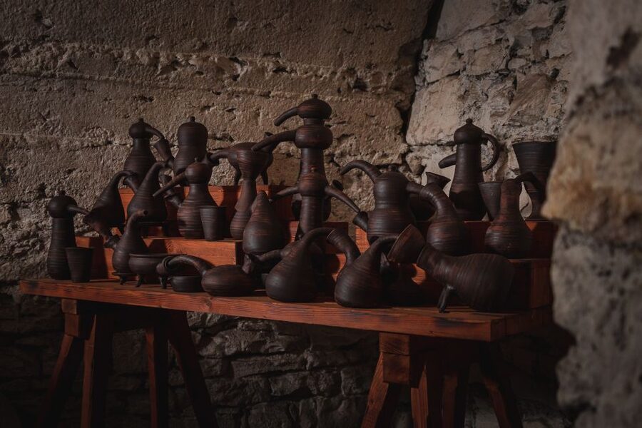 Prague: Ghosts, Legends, Medieval Underground & Dungeon Tour - Key things you should look for