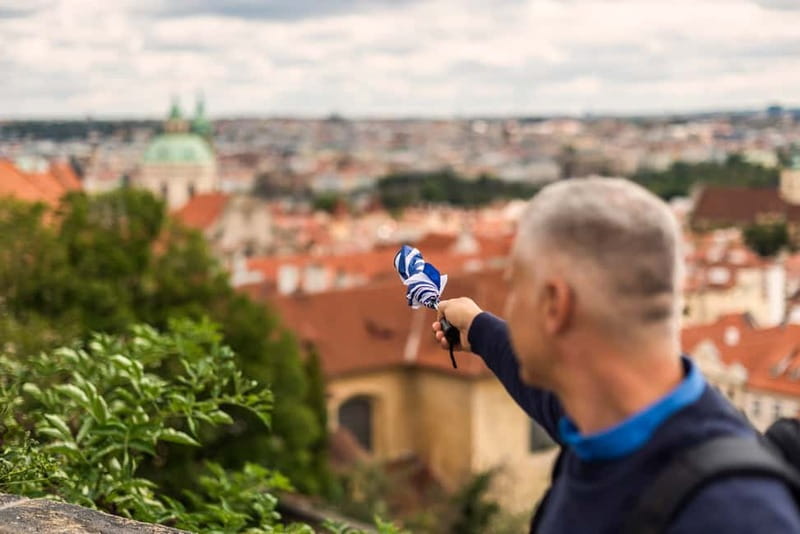 Prague Grand 2,5 hour + 2 hour exterior walking tour - Key things to know before you go