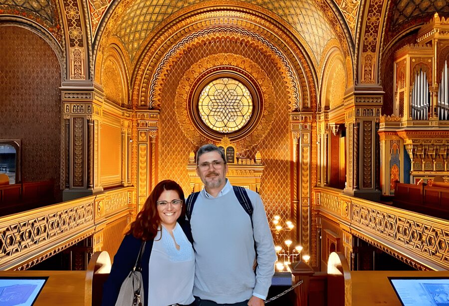 Prague: Guided Tour inside the Jewish Cemetery & Synagogues - Key things that make this Prague Jewish Quarter tour worth it