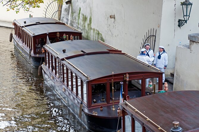 Prague Guided Walking Tour and Cruise with Authentic Czech Lunch - Old Town’s Jewish Quarter and Old Town Square, where the stops feel earned