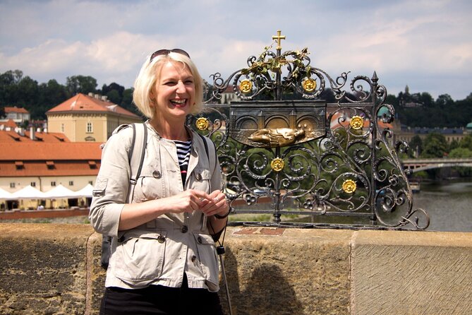 Prague Guided Walking Tour and Cruise with Authentic Czech Lunch - Vltava River cruise on a wooden boat, the best kind of rest